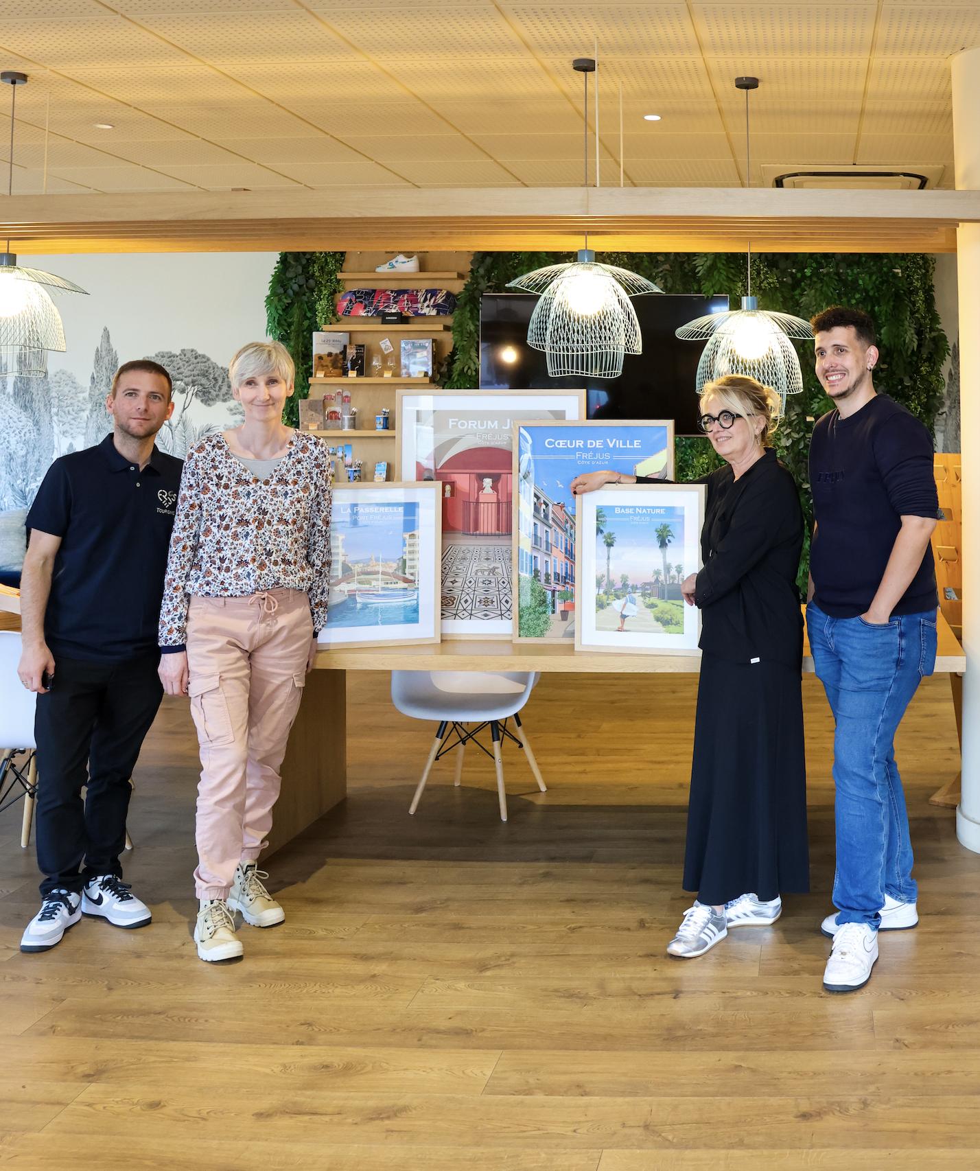 collaboration office de tourisme Frejus X Evidence Graphique